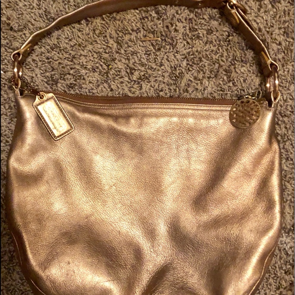 Stunning Gold Coach med SZ excellent condition!